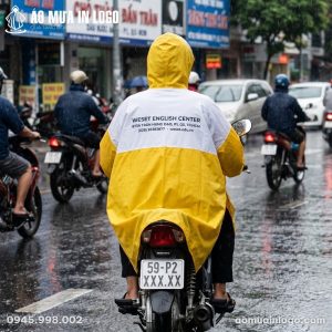 Áo mưa cài cạnh trắng vàng