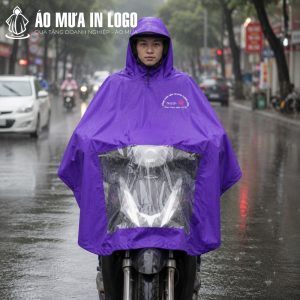 Phần tà trước tích hợp lớp nhựa trong suốt thông minh, đảm bảo an toàn chiếu sáng khi điều khiển phương tiện vào ban đêm hoặc khi trời mưa lớn.